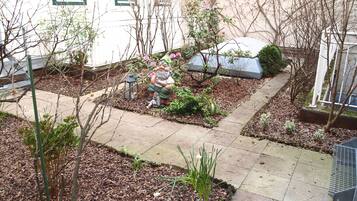 Design-huoneisto, 1 makuuhuone, tupakointi kielletty, keittiö | Näkymä sisäpihalle