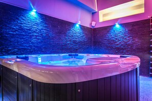 Massage/treatment rooms
