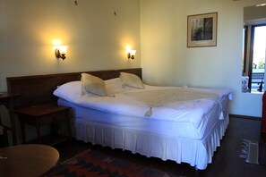Standard Double Room | Pillowtop beds, in-room safe, soundproofing, iron/ironing board - Villa Konak Hotel (Kusadasi)