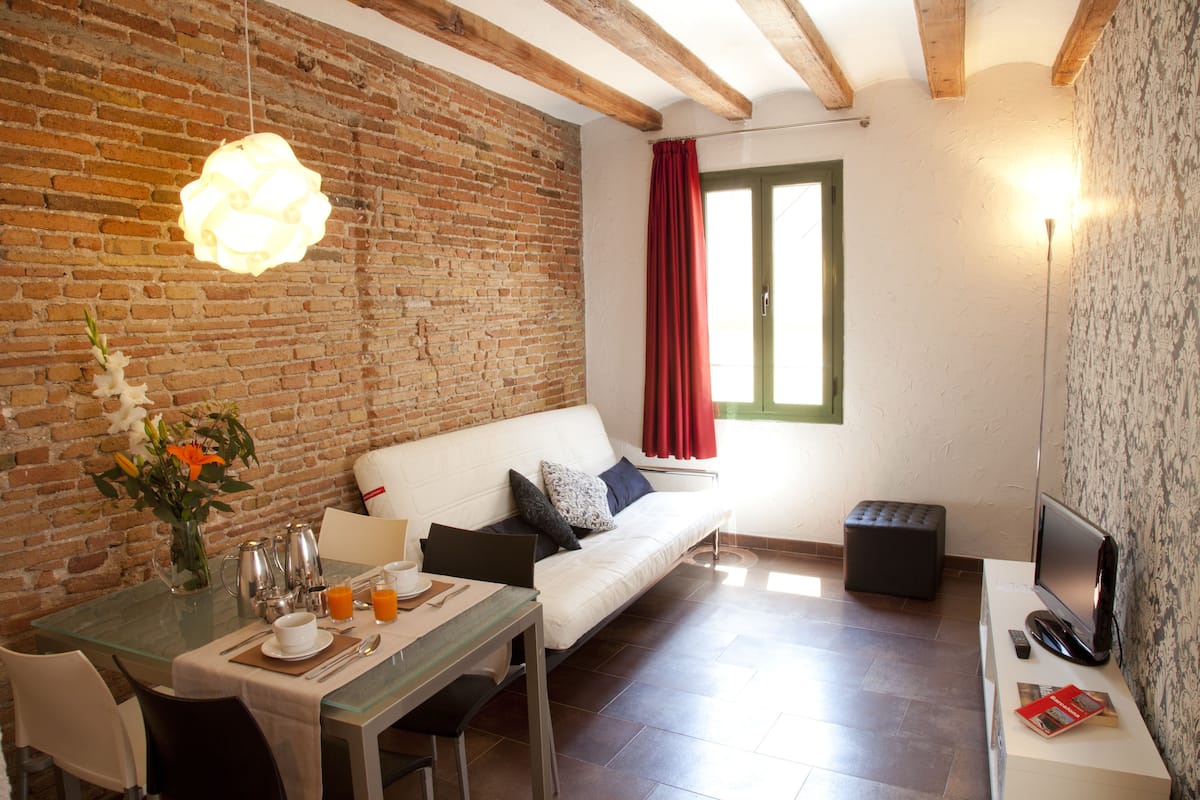 Standaard appartement (4 pax) | 1 slaapkamer, een kluis op de kamer, verduisterende gordijnen