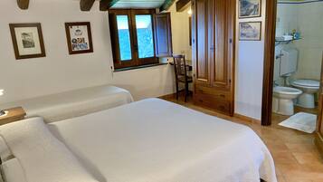 Comfort Triple Room | Premium bedding, down comforters, memory foam beds, free WiFi