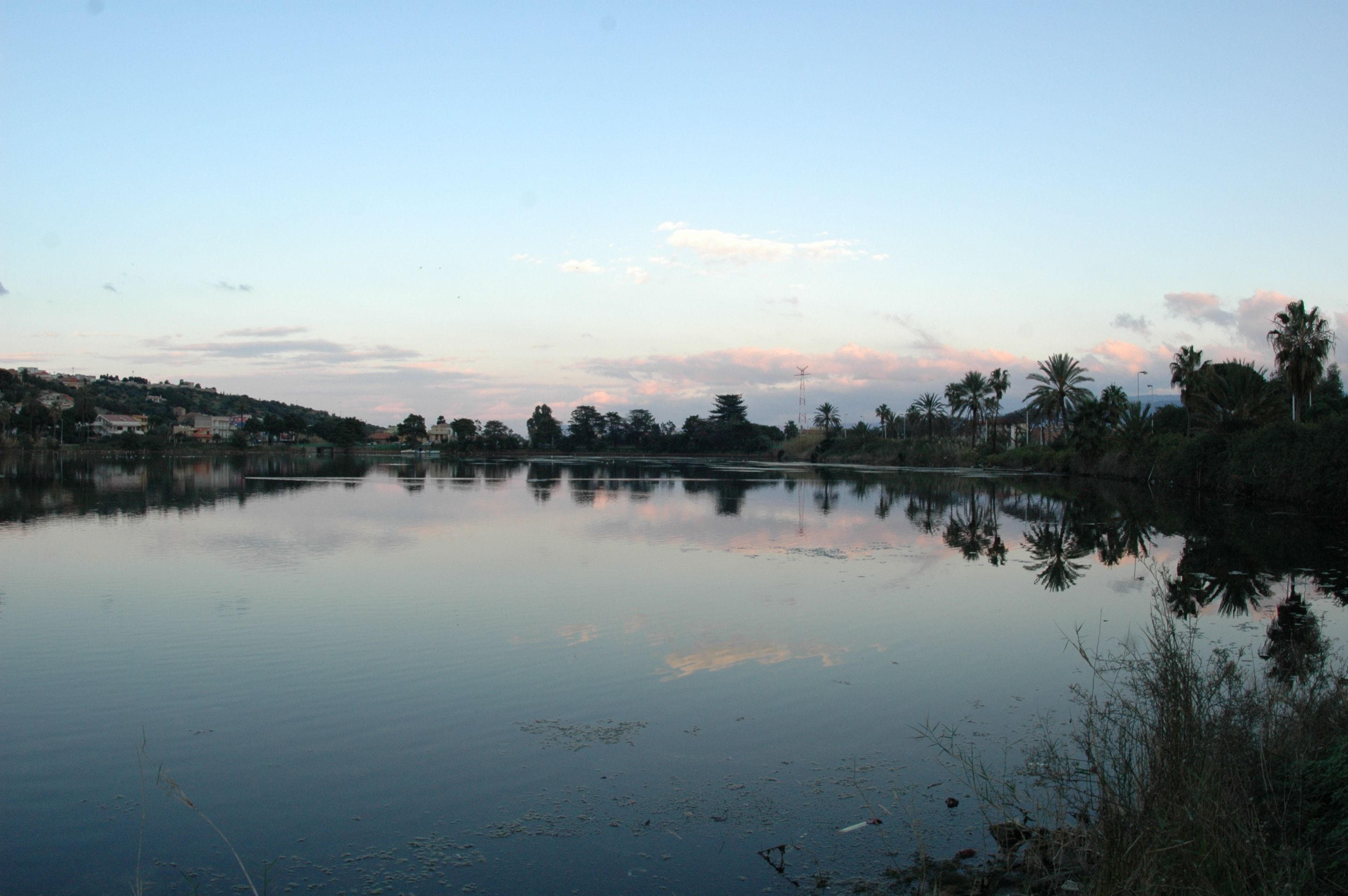 double room, lake view | minibar, in-room safe, desk, soundproofing