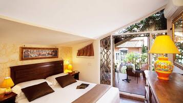 Minibar, una cassaforte in camera, una scrivania, insonorizzazione