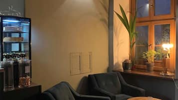 TV, DVD player