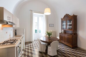 Fridge, coffee/tea maker, electric kettle - Nonna Jole (Lecce)