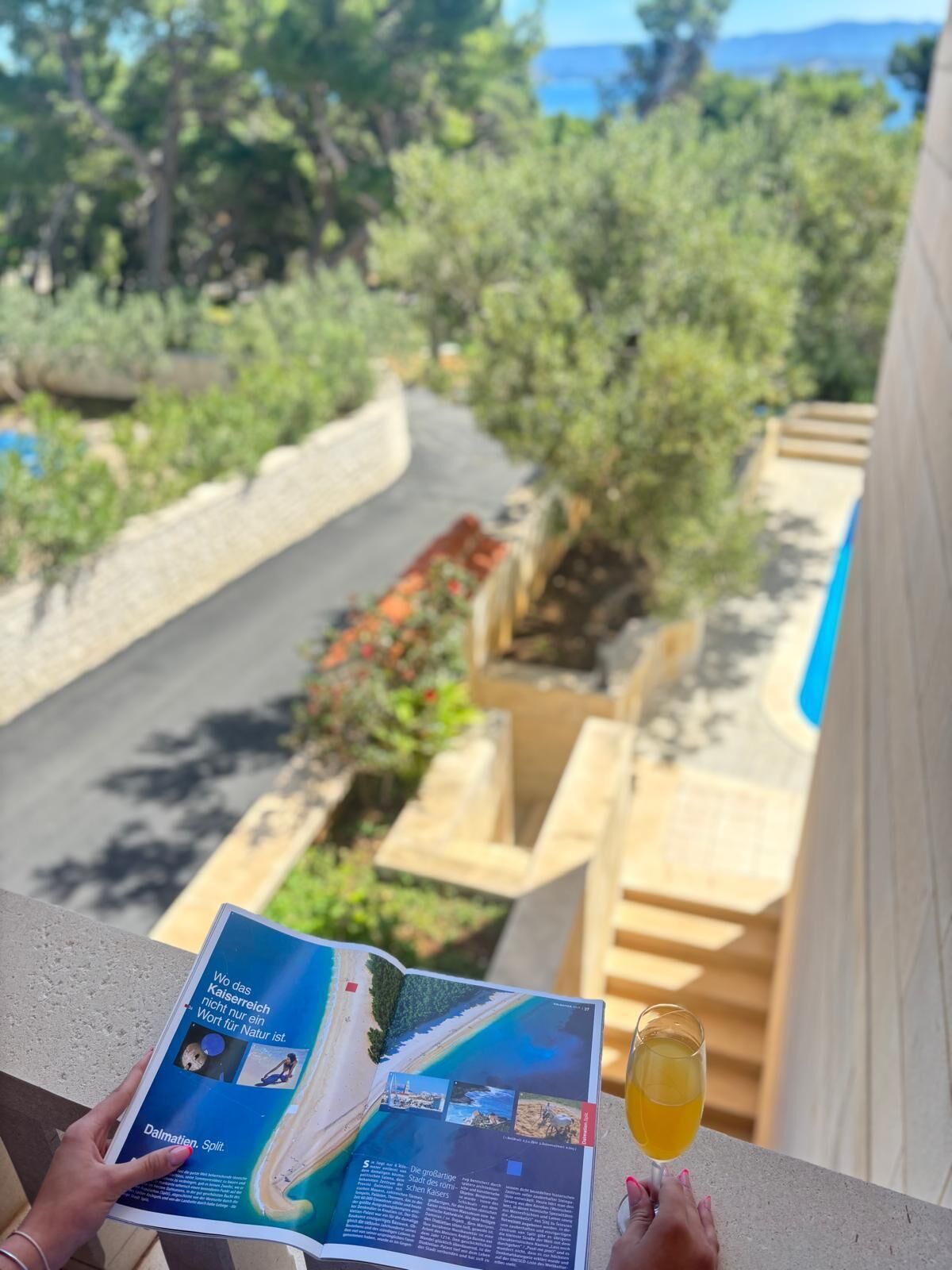 single room | minibar, in-room safe, desk, free wifi