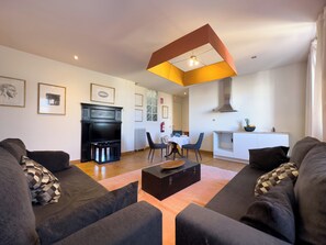 豪華雙人或雙床房 | 房內夾萬、遮光窗簾/窗簾、熨斗/熨衫板、免費 Wi-Fi