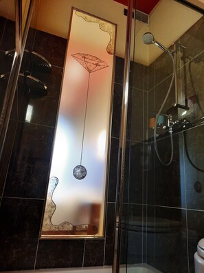 Panoramic-Doppelzimmer zur Einzelnutzung, Stadtblick | Badezimmer