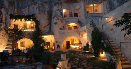 Elkep Evi Cave Hotel