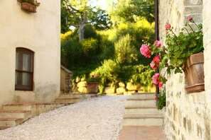 Exterior - La Tavola dei Cavalieri (Assisi)