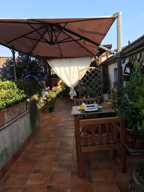Bar (on property) - MontAlbano (Caserta)