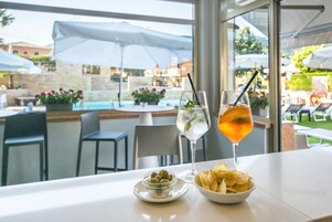 Bar (en la propiedad)