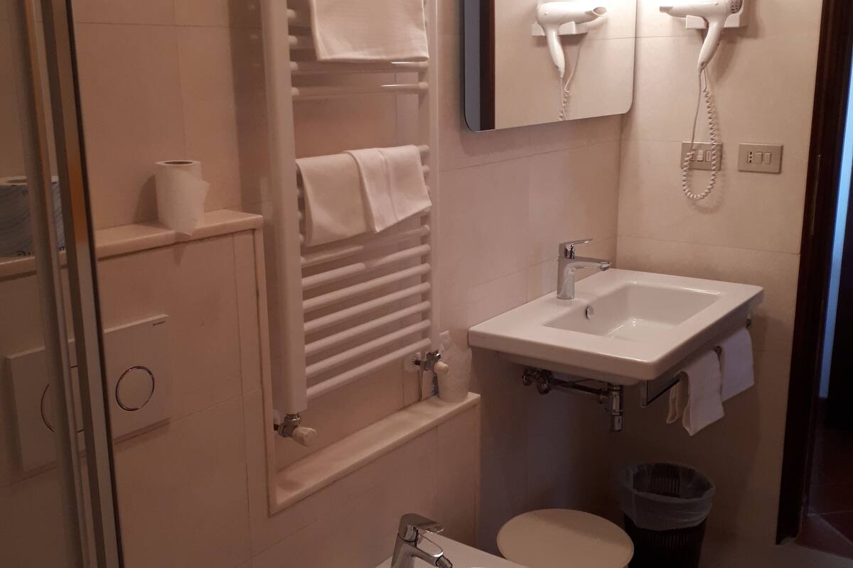 family quadruple room, 2 bedrooms, private bathroom | bathroom | shower, free toiletries, hair dryer, bidet