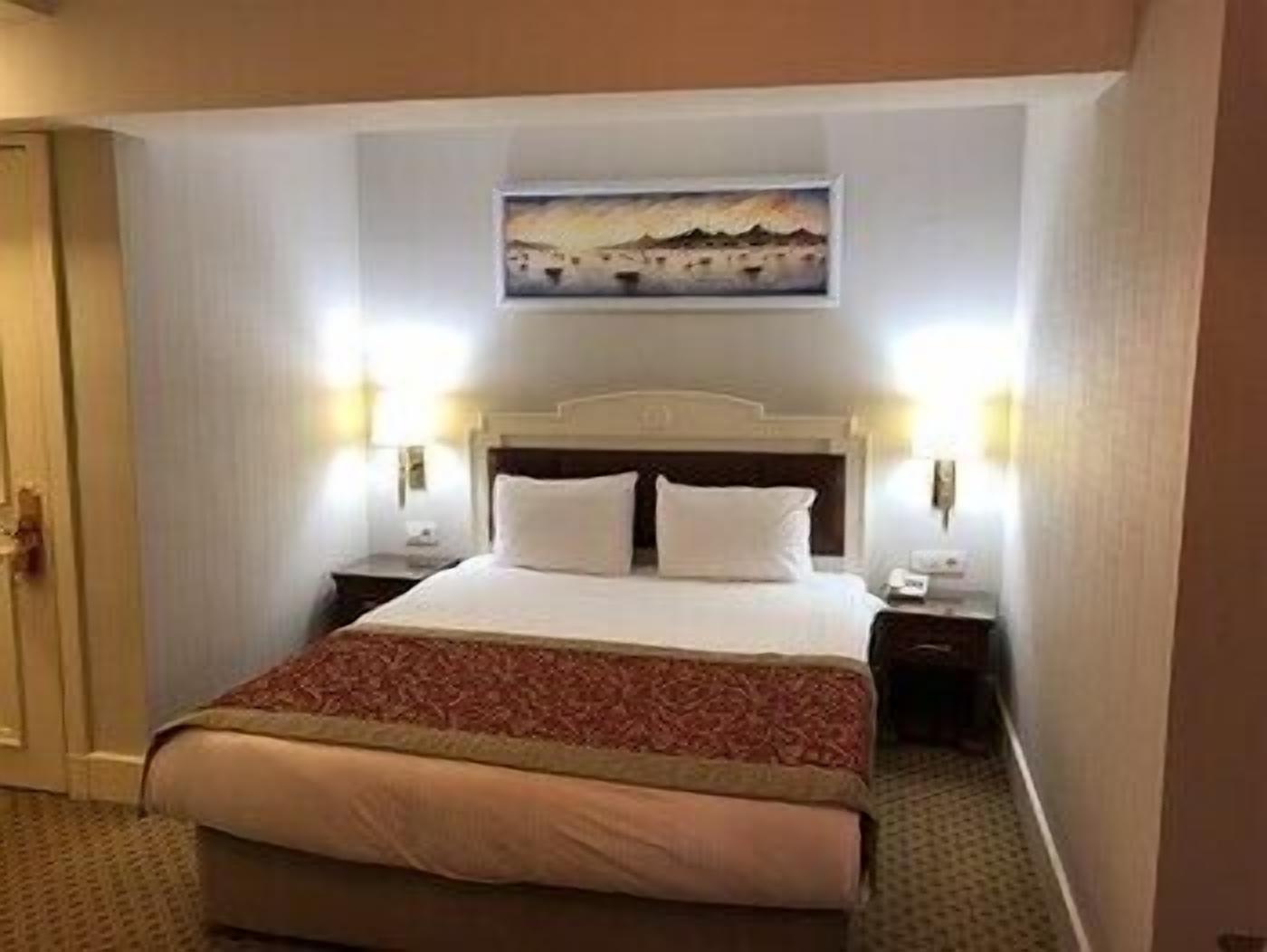 Minibar, in-room safe, desk, soundproofing