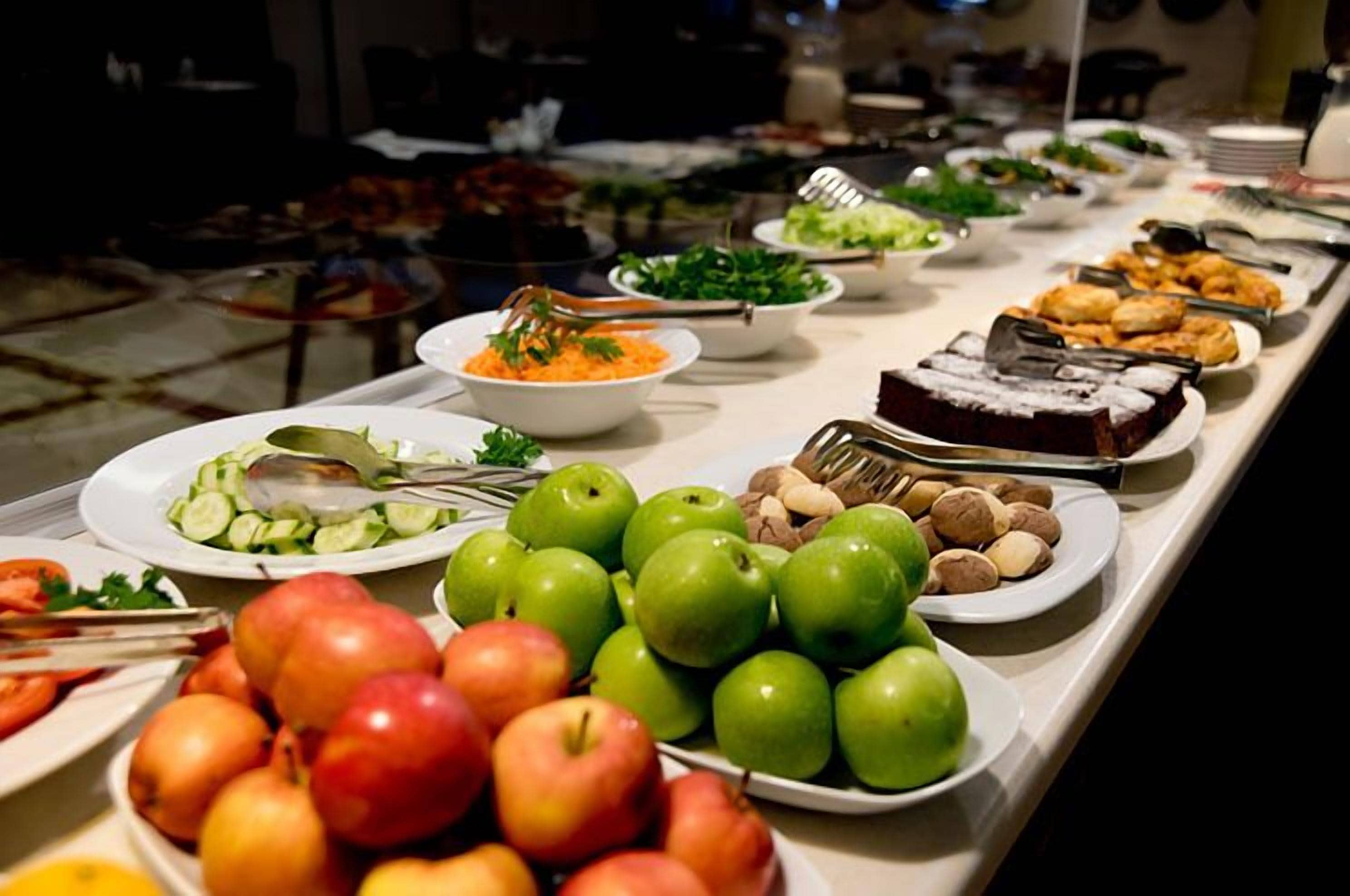 Frukostbuffé varje dag mot avgift