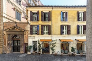 Front of property - Nerva Boutique Hotel (Rome)