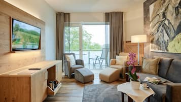 Dobbeltrom – superior | Oppholdsområde | TV