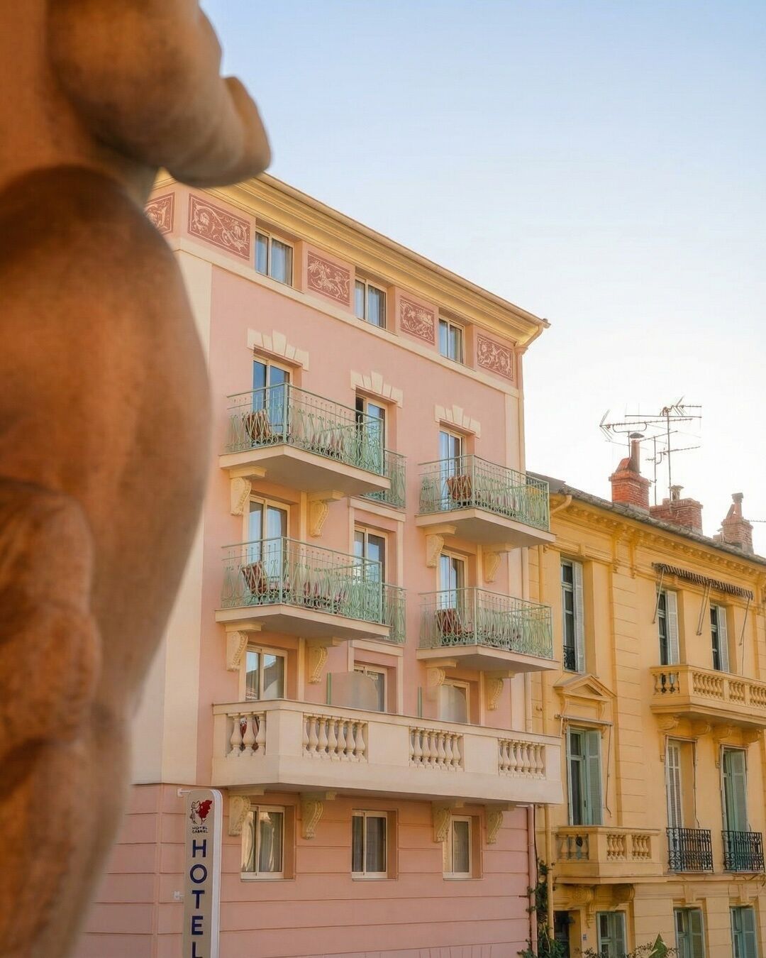 Facciata della struttura