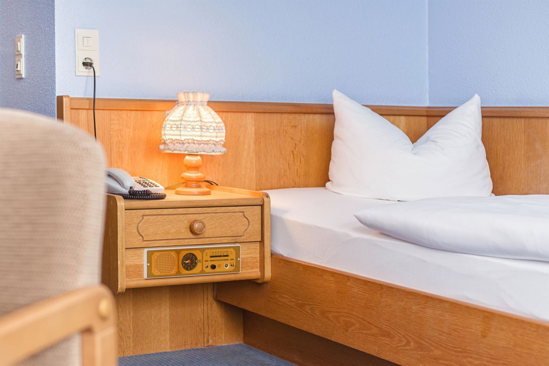 Desk, soundproofing, iron/ironing board, free WiFi