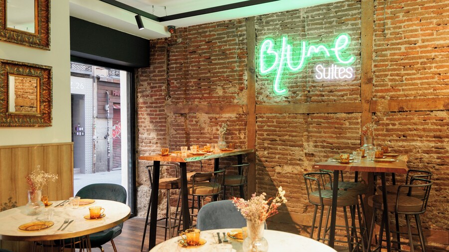 Blume Cruz Suites