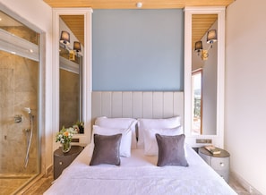 Deluxe Room, Sea View | Minibar, free cots/infant beds, rollaway beds, free WiFi - Hera Hotel (Kas)