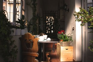 Terrace/patio - Arches B&B (Rome)