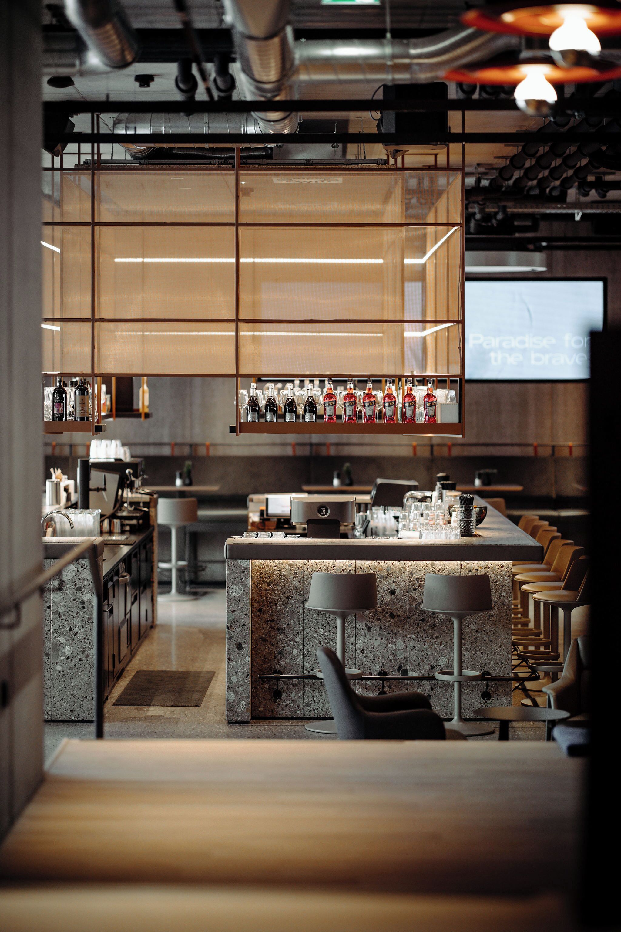 Bar (in der Unterkunft)