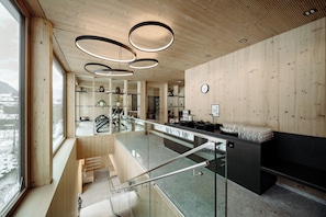 Sauna, steam room, aromatherapy, sports massages, reflexology