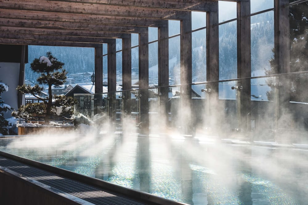 Dips&Drops – SUPERIOR HOTEL · SPORTS · SPA · RESTAURANTS