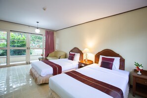 Superior Beachwalk | Caja fuerte, escritorio, espacio para trabajar con un portátil