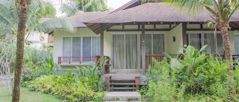 Villa, 1 King Bed, Garden View | Exterior