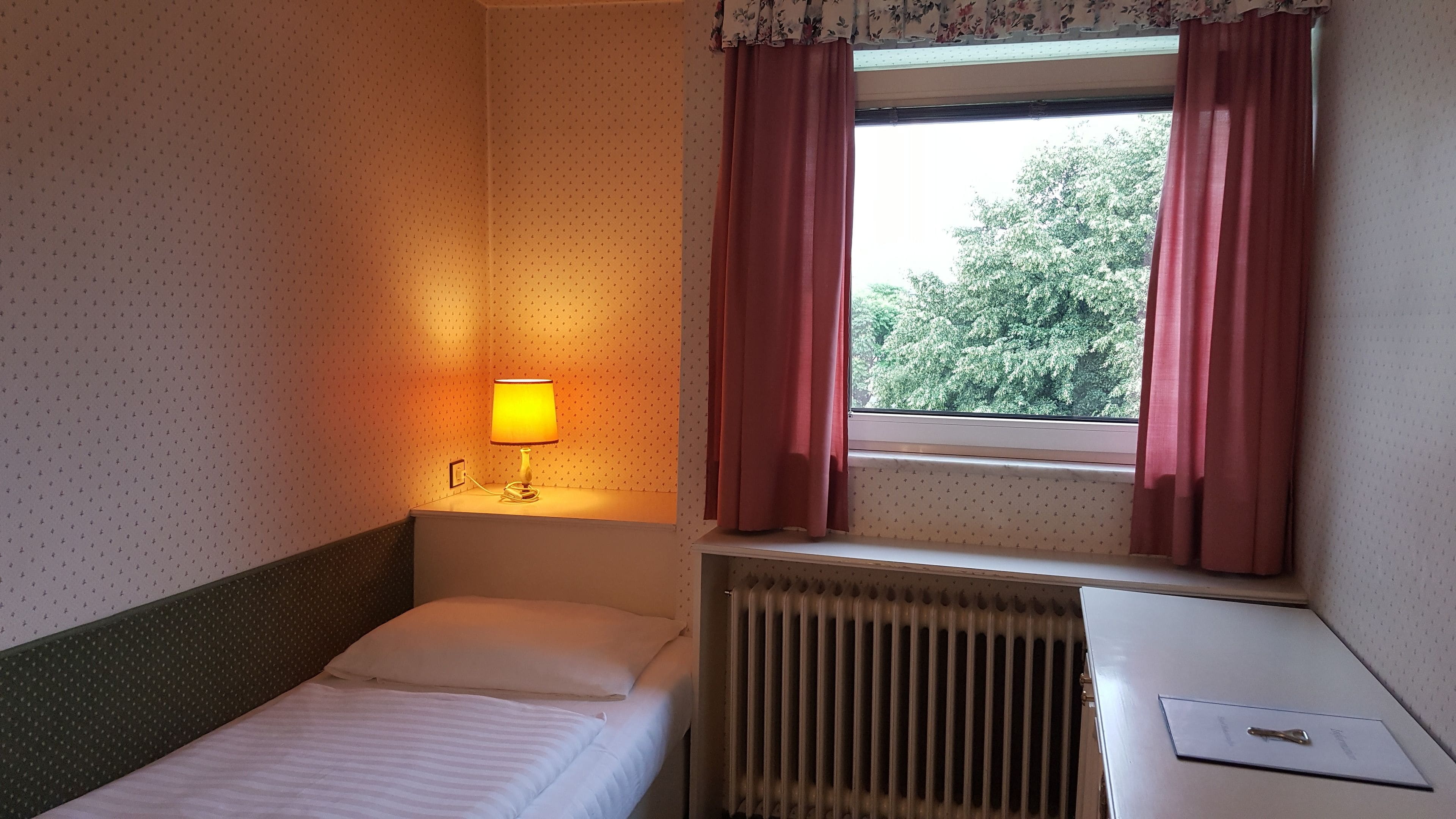 single room | 1 bedroom, premium bedding, down duvets, in-room safe