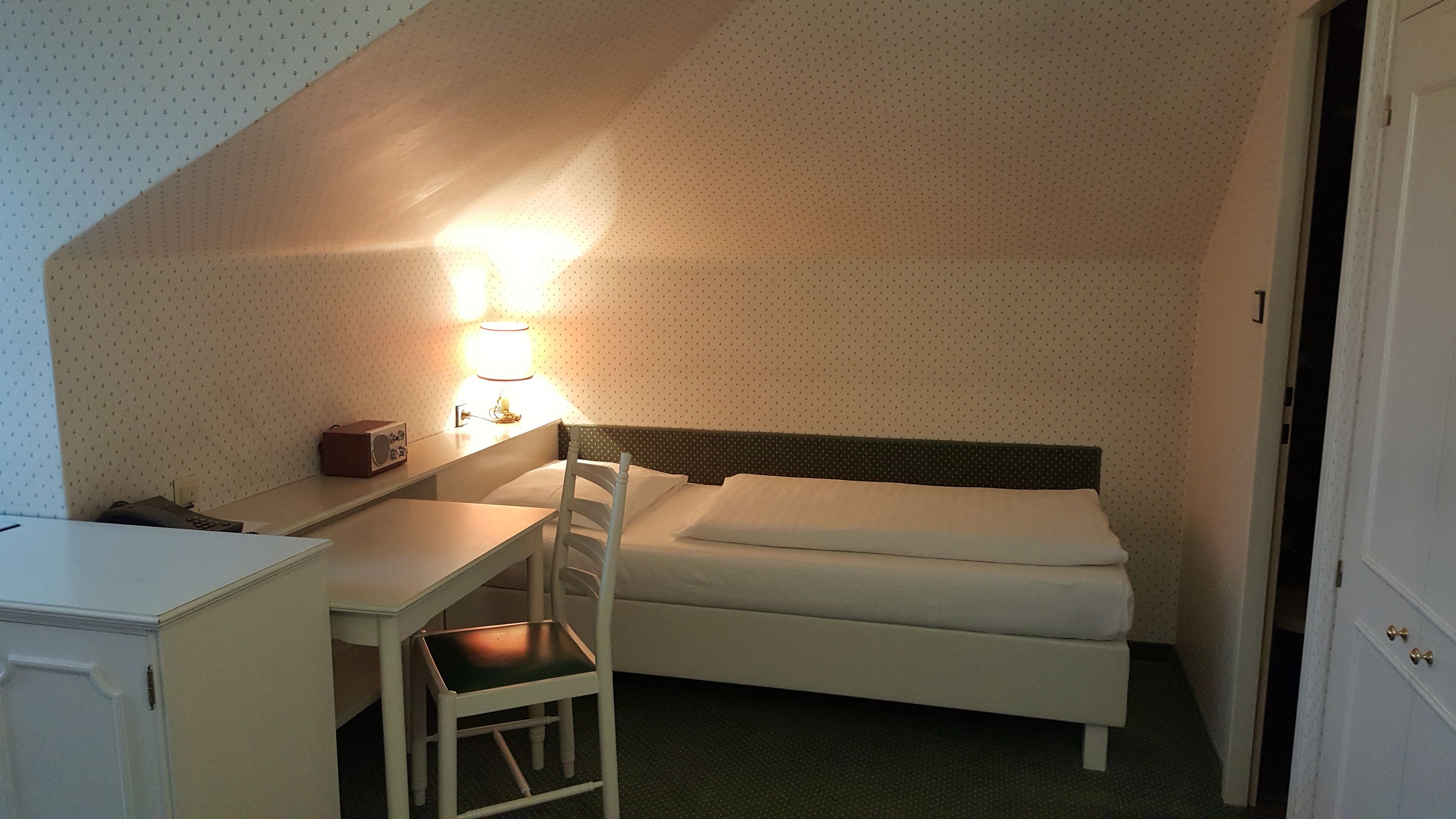 single room | 1 bedroom, premium bedding, down duvets, in-room safe