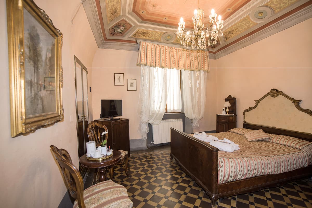 Habitación doble superior | Escritorio, insonorización, cunas y camas extra