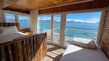 Panoramic Studio, 2 Bedrooms, Lake View | 1 bedroom, individually furnished, free WiFi, bed sheets