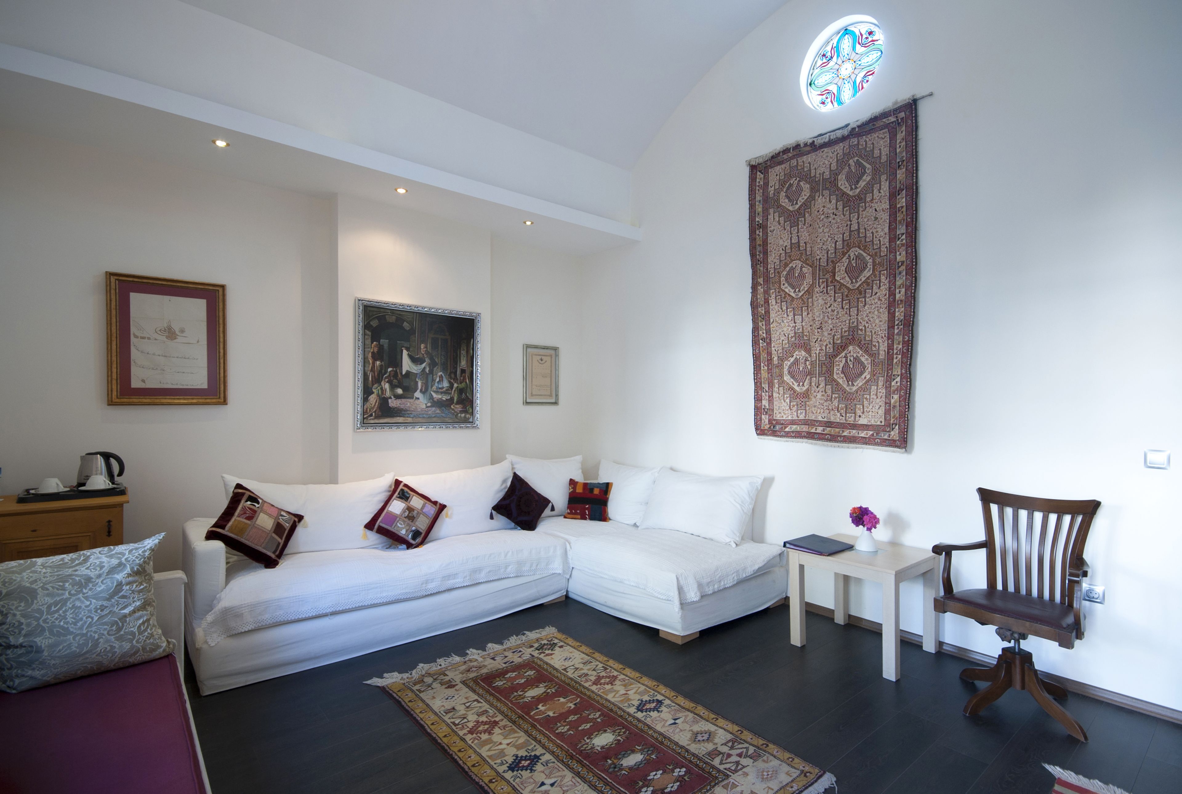 traditional suite | living area | 55-cm tv with satellite channels