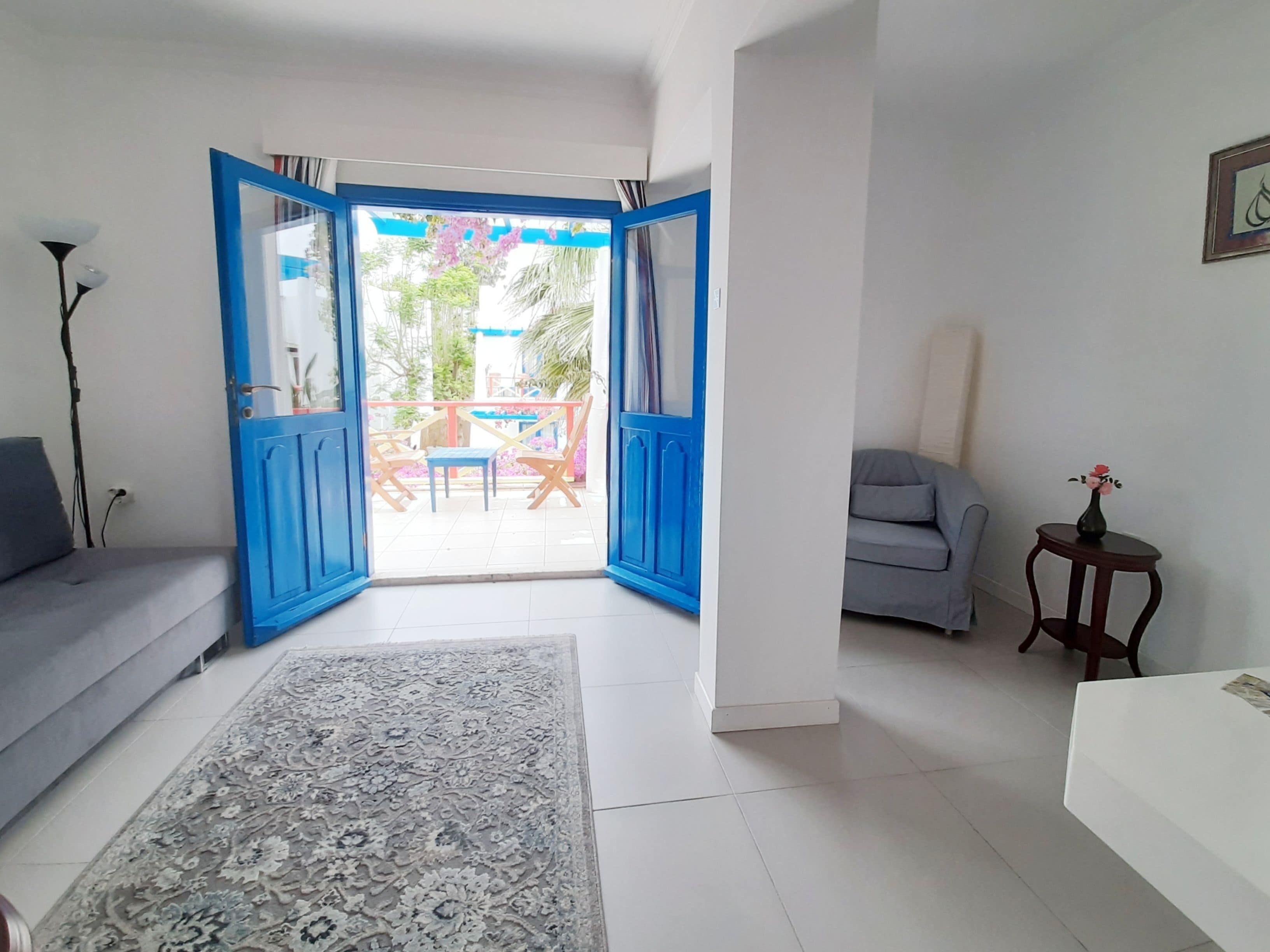 junior suite | living area | 55-cm tv with satellite channels