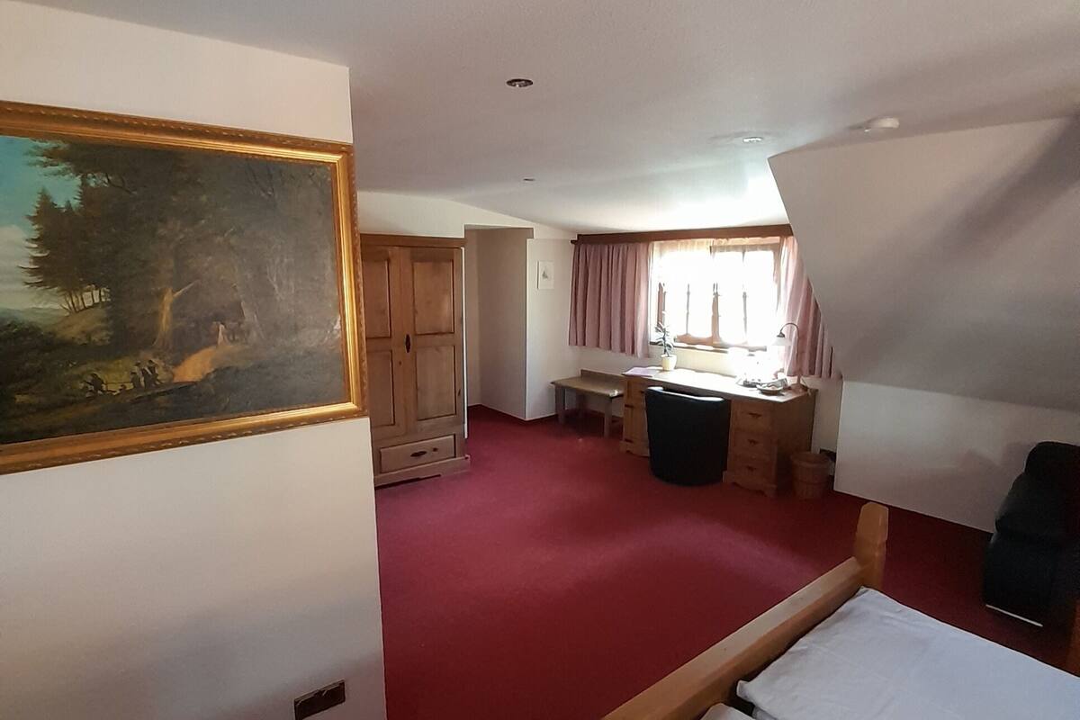 standard double room, non smoking | individually furnished, soundproofing, free wifi