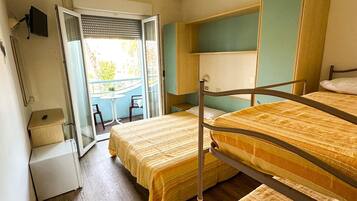 Desk, free cots/infant beds
