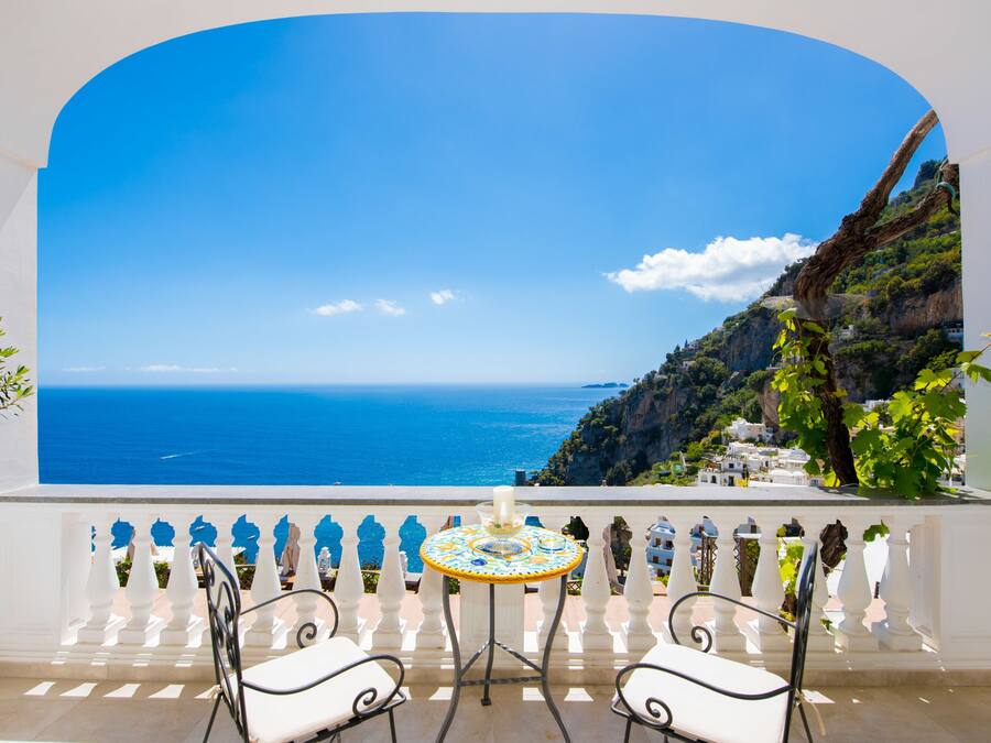 Suite – honeymoon, 1 kingsize-seng, sjøutsikt | Utsikt mot vann