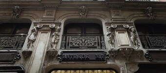 Las Ramblas Pasaje Bacardi Apartments