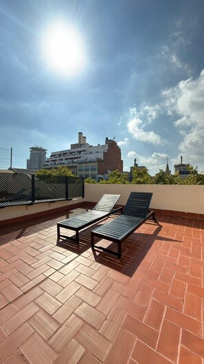 Family Apartment, 3 bedrooms (7 pax) | Terrasse/patio