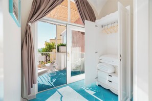 Double or Twin Room, Balcony, Partial Sea View | Bathroom