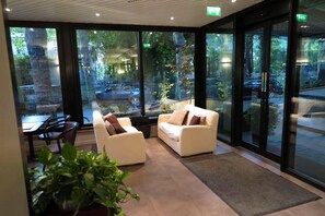 Lobby - Numi & Medusa (Cesenatico)