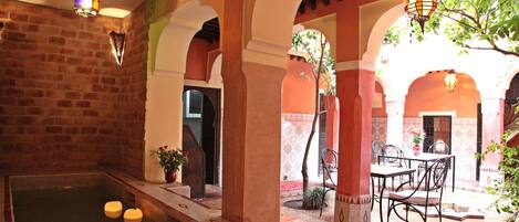 Standard Double or Twin Room, Ensuite | Balcony