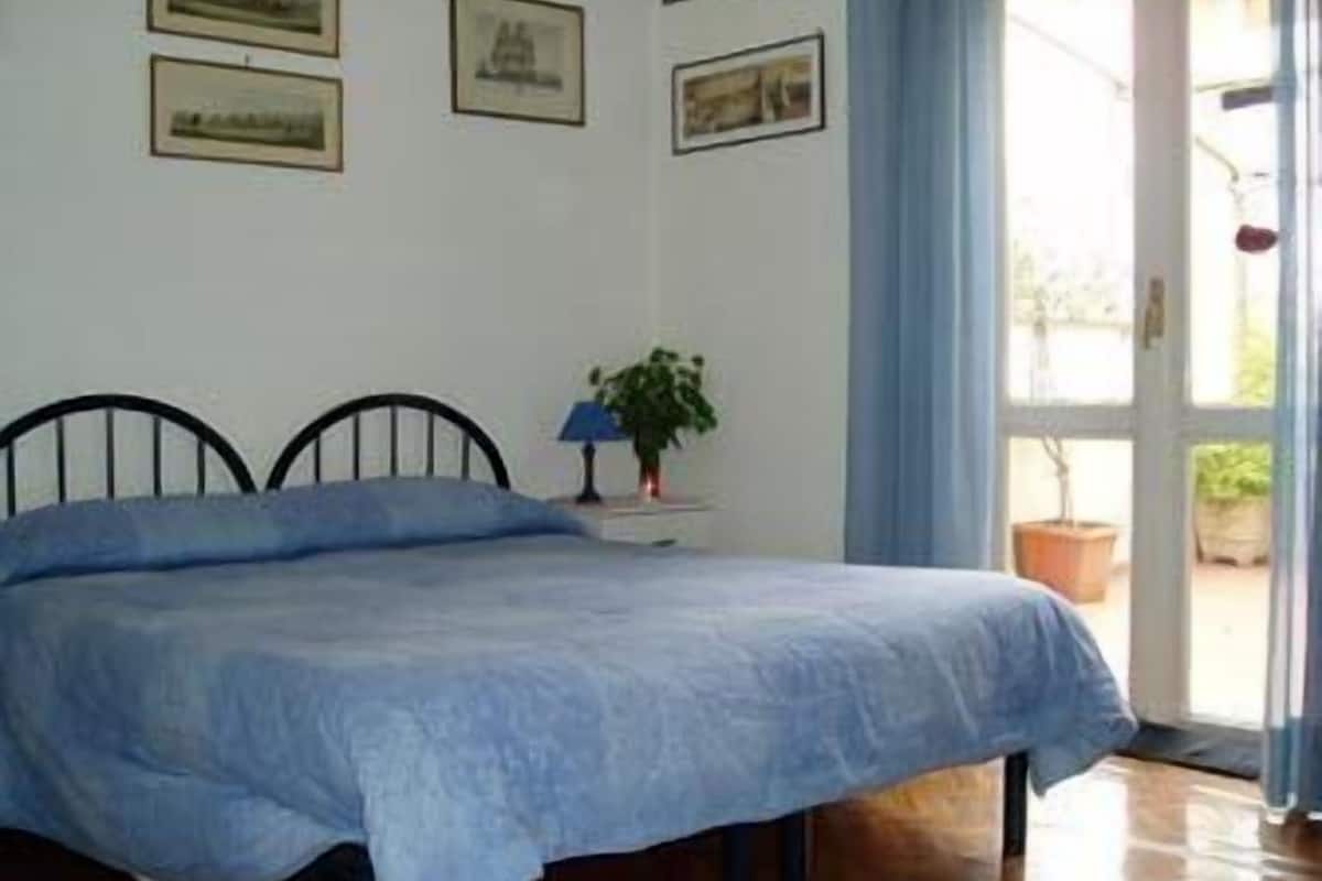 Doppelzimmer | Schreibtisch, Bügeleisen/Bügelbrett, Babybetten, Zustellbetten