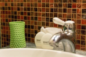 Bathroom - Best Suites Trevi (Rome)