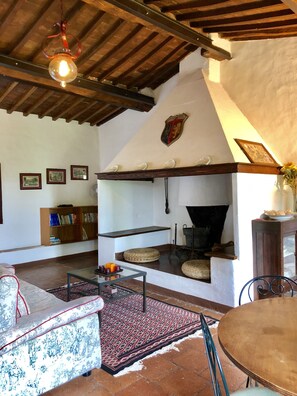 Apartment (Il Camino - for 5 people) | Living room