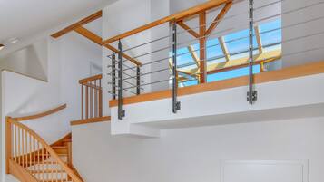 Exclusive Penthouse, 2 Bedrooms, Terrace | Laptop workspace, soundproofing, iron/ironing board, free WiFi