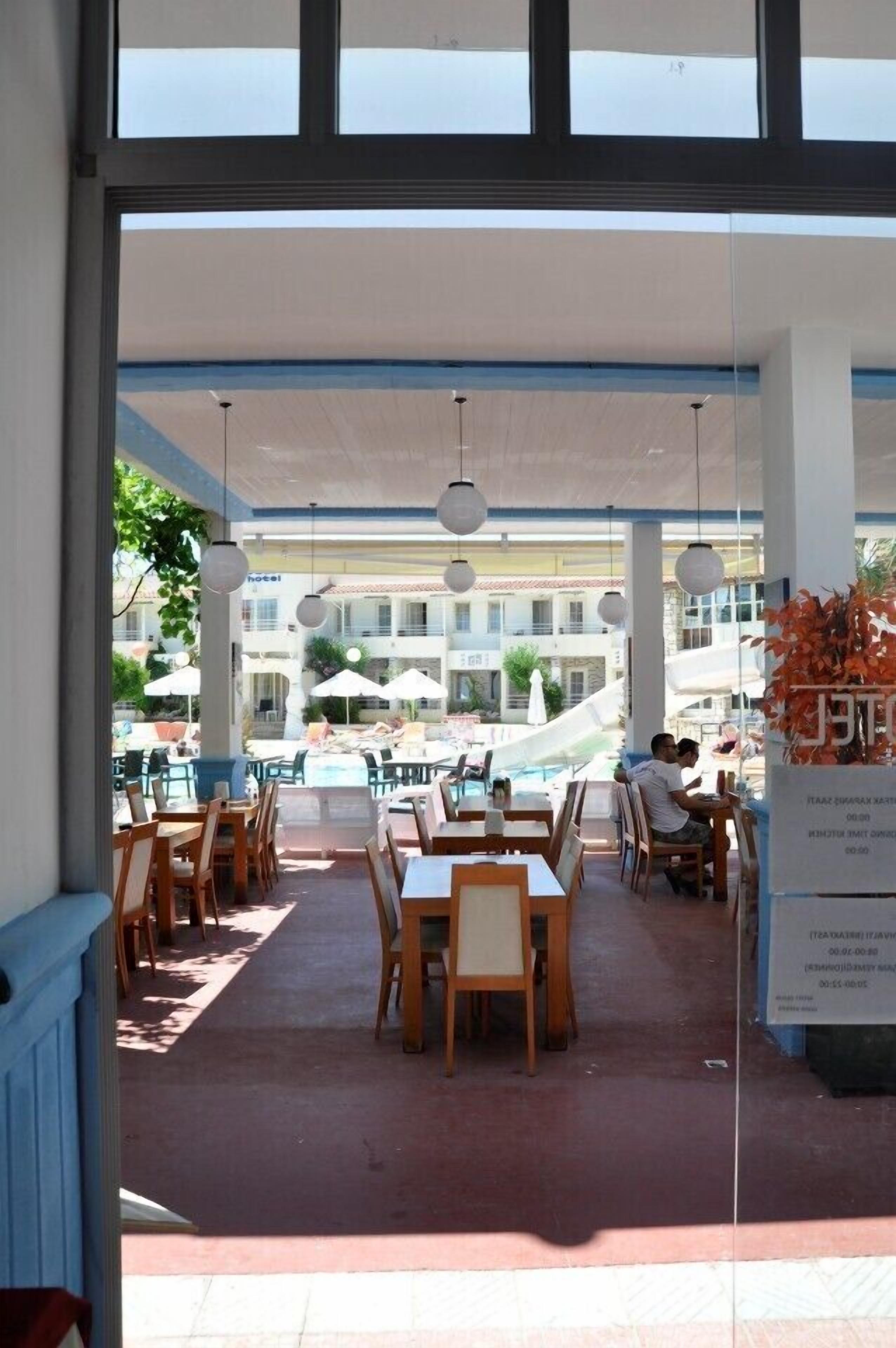 Se sirven desayunos, almuerzos y cenas